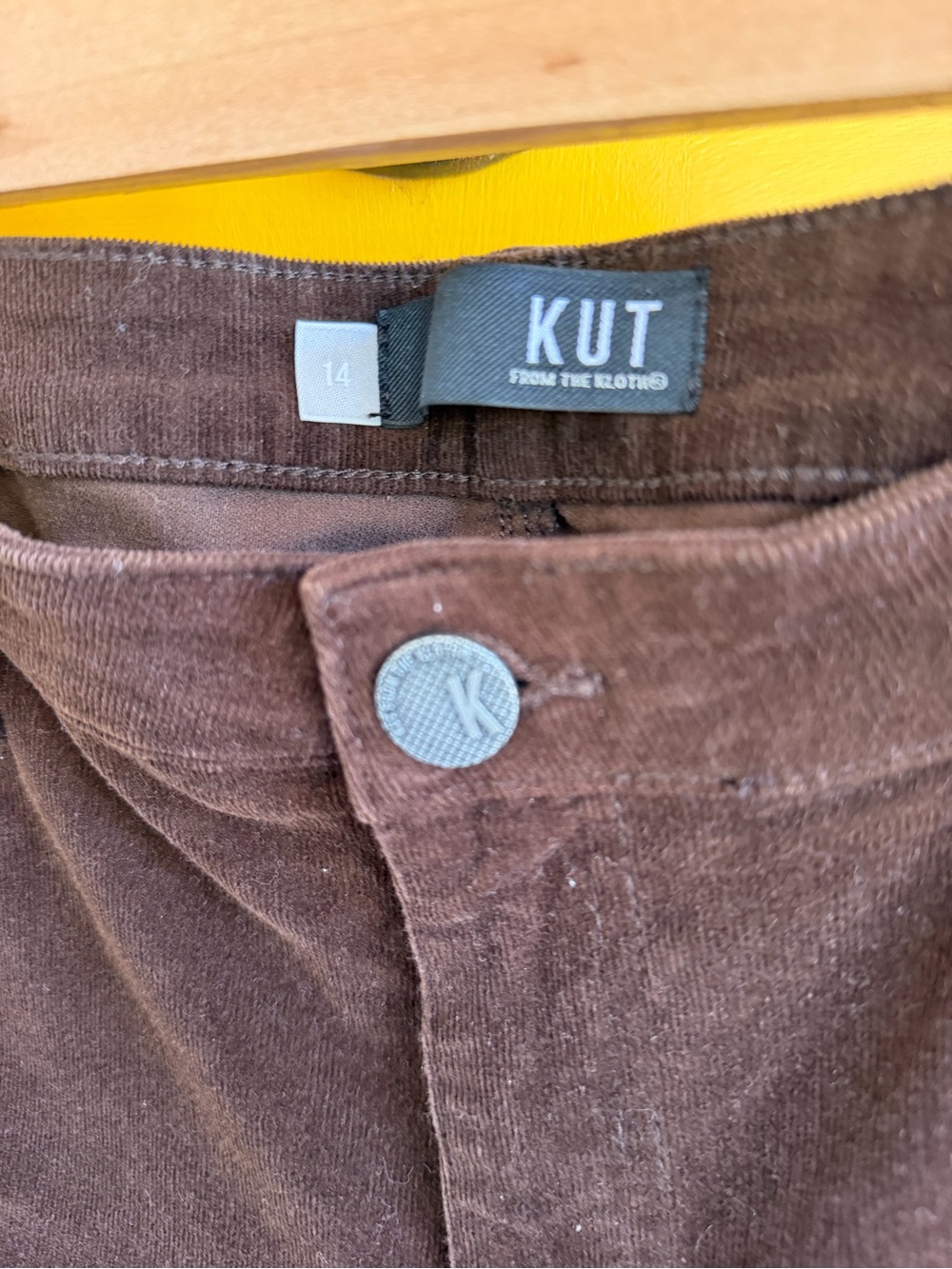 Kut From The Kloth Karen Baby Bootcut Corduroys. Size 14 Tobacco Color - Picture 6 of 12